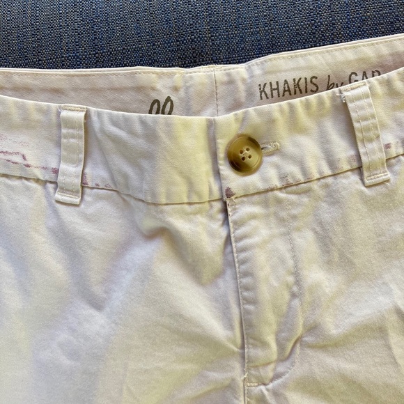 Khaki Shorts by Gap size 00 - Picture 6 of 8